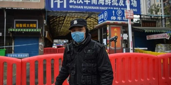 Angka Kematian Akibat Virus Corona Tembus 80, China Resmi Larang Perdagangan Satwa Liar Angka Kematian Akibat Virus Corona Tembus 80, China Resmi Larang Perdagangan Satwa Liar