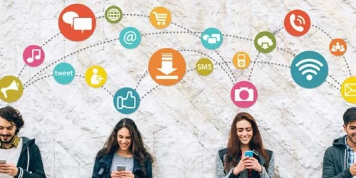 Ini 3 Kebiasaan Buruk di Media Sosial Bikin Engga Percaya Diri Ini 3 Kebiasaan Buruk di Media Sosial Bikin Engga Percaya Diri