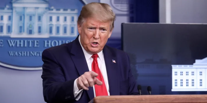 Trump Hentikan Pendanaan untuk WHO Trump Hentikan Pendanaan untuk WHO