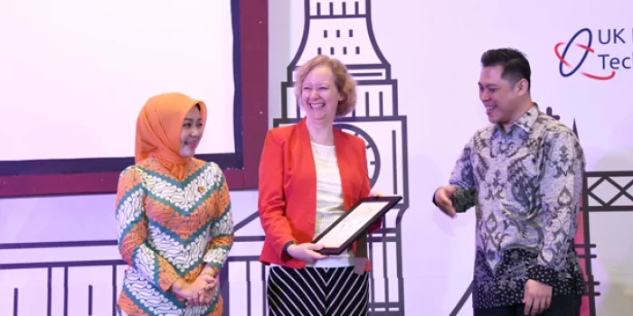Atalia Ridwan Kamil Dukung Tech to Impact untuk Perkuat Ekonomi Perempuan dan Disabilitas di Jabar Atalia Ridwan Kamil Dukung Tech to Impact untuk Perkuat Ekonomi Perempuan dan Disabilitas di Jabar