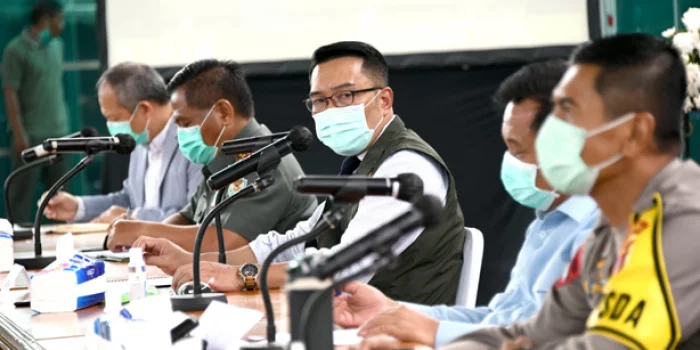 Pengajuan PSBB di Jabar Berdasarkan Peta Persebaran COVID-19 Pengajuan PSBB di Jabar Berdasarkan Peta Persebaran COVID-19