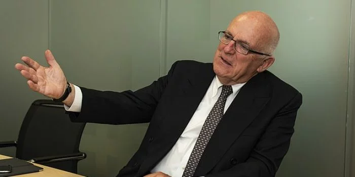 Mantan Kepala Intelijen Inggris M16 Ungkap Bukti Virus Corona Buatan Manusia Disebar secara Sengaja Mantan Kepala Intelijen Inggris M16 Ungkap Bukti Virus Corona Buatan Manusia Disebar secara Sengaja