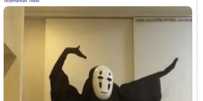 Akun Twitter Jokowi Diserbu Warganet, Ada Tulisan Mirip Simbol-Simbol Kuno Akun Twitter Jokowi Diserbu Warganet, Ada Tulisan Mirip Simbol-Simbol Kuno