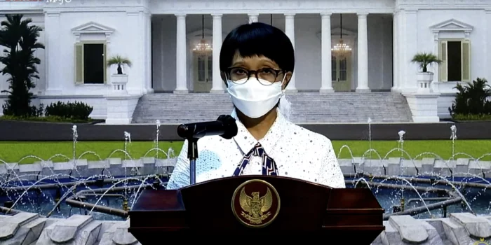 WNA Dilarang Masuk Indonesia 1-14 Januari 2021, Menlu: Kecuali Pejabat WNA Dilarang Masuk Indonesia 1-14 Januari 2021, Menlu: Kecuali Pejabat
