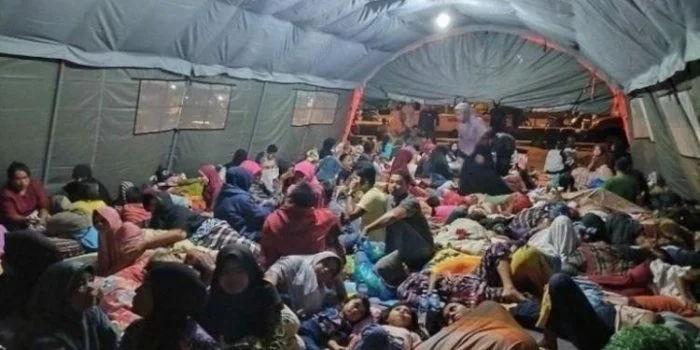 Gempa Pasaman, 6.002 Warga Sumbar Terpaksa Mengungsi Gempa Pasaman, 6.002 Warga Sumbar Terpaksa Mengungsi