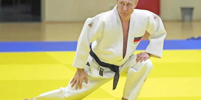 Sabuk Hitam Kehormatan Milik Putin Dicopot Federasi Taekwondo Dunia Sabuk Hitam Kehormatan Milik Putin Dicopot Federasi Taekwondo Dunia