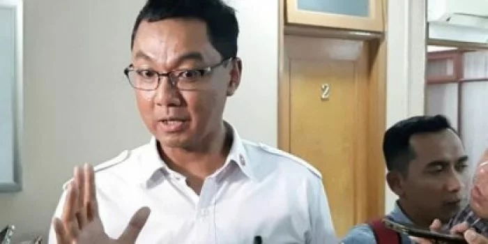 Pakai Pembangkit Listrik Tenaga Surya Dijamin Lebih Murah? Ini Kata Direktur PLN Pakai Pembangkit Listrik Tenaga Surya Dijamin Lebih Murah? Ini Kata Direktur PLN