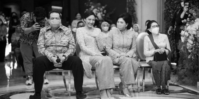 Momen Chairul Tanjung Saat Putrinya Dilamar Guinandra Jatikusumo Momen Chairul Tanjung Saat Putrinya Dilamar Guinandra Jatikusumo