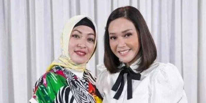 Tantang Angelina Sondakh Baca Al-Quran, Maia Estianty: Luar Biasa Tantang Angelina Sondakh Baca Al-Quran, Maia Estianty: Luar Biasa
