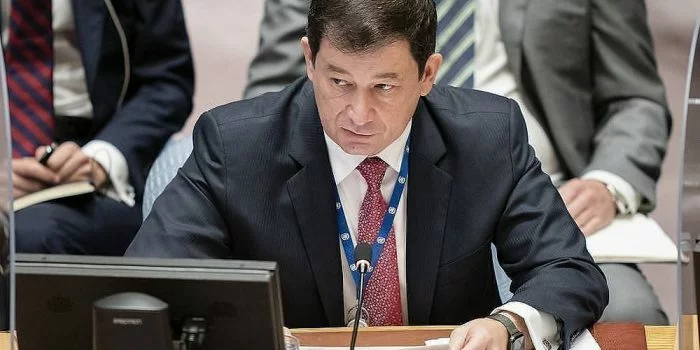 Barat Gunakan Ukraina Sebagai 'Umpan Meriam' Melawan Rusia Barat Gunakan Ukraina Sebagai 'Umpan Meriam' Melawan Rusia