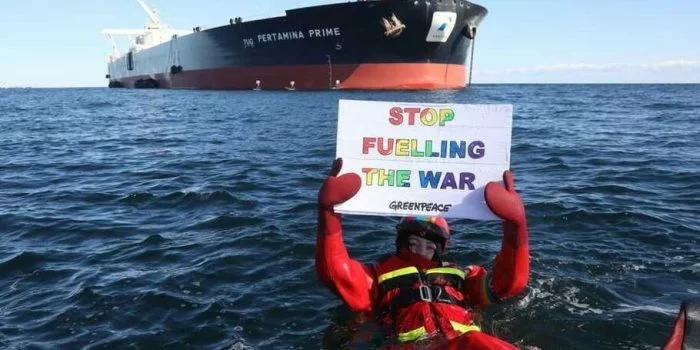 100 Ribu Ton Minyak Mentah dari Rusia, Kapal Pertamina Dicegat Greenpeace Saat Berada di Lepas Pantai Denmark