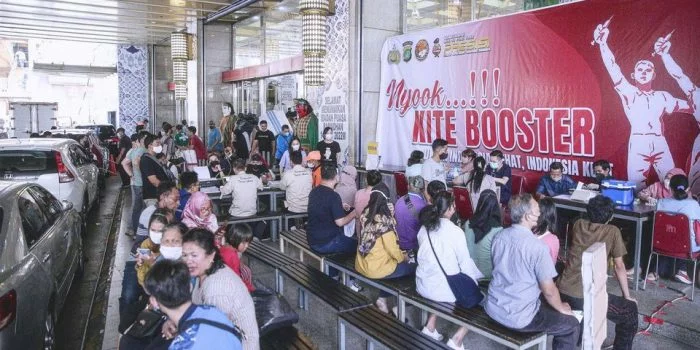 99 dari 100 Orang di Indonesia Memiliki Antibodi Covid-19 99 dari 100 Orang di Indonesia Memiliki Antibodi Covid-19