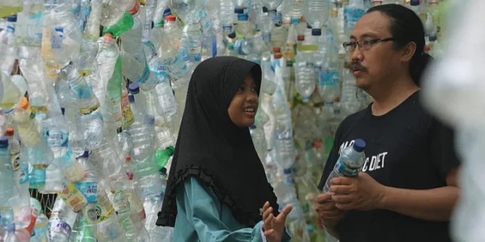 Sampah Ilegal Kanada Mengalir ke Negara-Negara Berkembang, Termasuk Indonesia Sampah Ilegal Kanada Mengalir ke Negara-Negara Berkembang, Termasuk Indonesia