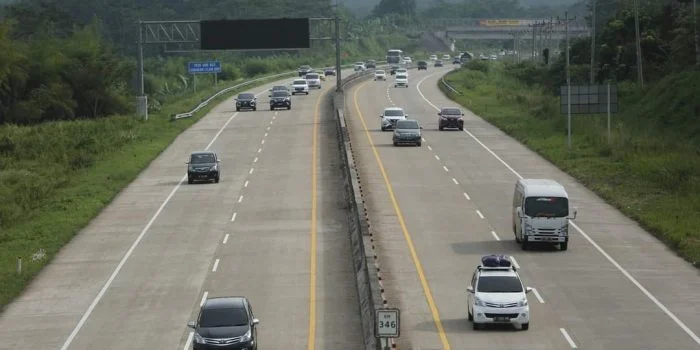 Jalur Pantura dan Tol Batang-Semarang Lancar Jalur Pantura dan Tol Batang-Semarang Lancar