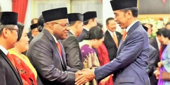 John Wempi Wetipo Jadi Wakil Menteri Dalam Negeri, Punya Harta Rp65 Miliar John Wempi Wetipo Jadi Wakil Menteri Dalam Negeri, Punya Harta Rp65 Miliar