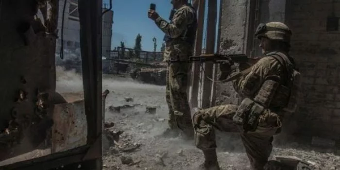 Pasukan Ukraina Ditarik Mundur dari Sievierodonetsk Pasukan Ukraina Ditarik Mundur dari Sievierodonetsk