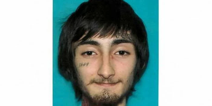 Robert E. Crimo III, Pelaku Penembakan Massal di Illinois Sudah Ditangkap Robert E. Crimo III, Pelaku Penembakan Massal di Illinois Sudah Ditangkap