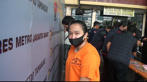 Putri Penyanyi Dangdut Imam S Arifin Ditangkap Polisi Terlibat Kasus Curanmor Putri Penyanyi Dangdut Imam S Arifin Ditangkap Polisi Terlibat Kasus Curanmor