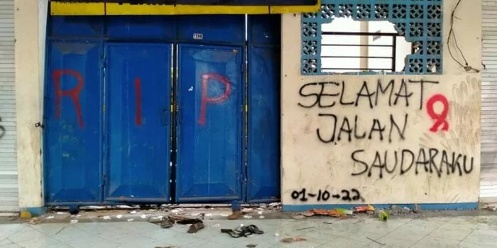 Gate 13 'Kuburan Massal' Bagi Aremania di Tragedi Stadion Kanjuruhan