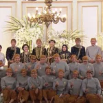 Kontroversi Pernikahan Kaesang-Erina, Pemerintah Abai Adanya Prokes Pertanda Tidak Ada Covid-19 di Indonesia Kontroversi Pernikahan Kaesang-Erina, Pemerintah Abai Adanya Prokes Pertanda Tidak Ada Covid-19 di Indonesia