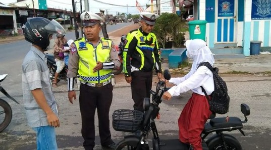 Korlantas Polri: Pengendara Kendaraan Listrik 35 Kpj Wajib Punya SIM Korlantas Polri: Pengendara Kendaraan Listrik 35 Kpj Wajib Punya SIM