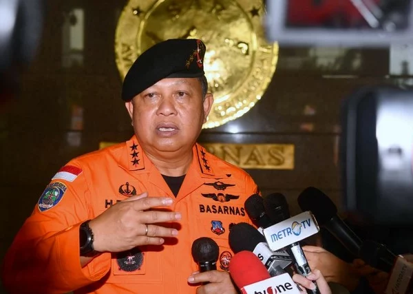 Kabasarnas Tersangka Dugaan Suap Pengadaan Alat Kabasarnas Tersangka Dugaan Suap Pengadaan Alat