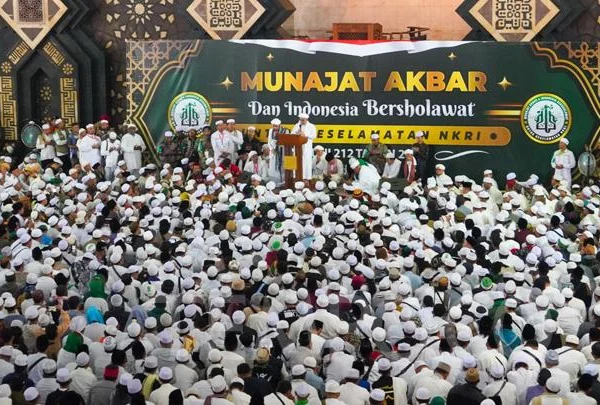Reuni 212 Tahun Ini Tak Undang Calon Presiden Reuni 212 Tahun Ini Tak Undang Calon Presiden