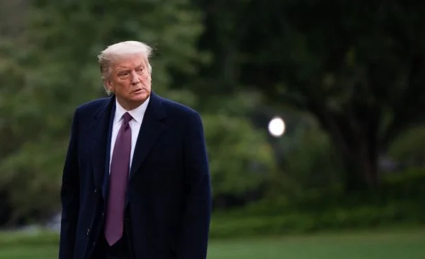 Sebuah Peringatan: Donald Trump dan 2024 Sebuah Peringatan: Donald Trump dan 2024