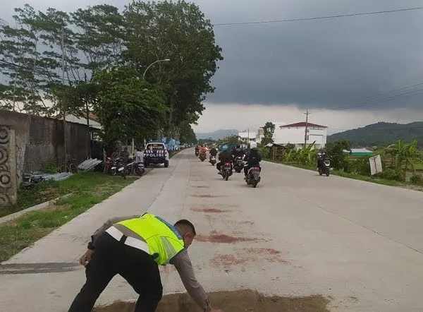 Polisi Dalami Kasus Tewasnya Siswi SMK di Kebumen yang Tertimpa Baliho Politik Polisi Dalami Kasus Tewasnya Siswi SMK di Kebumen yang Tertimpa Baliho Politik