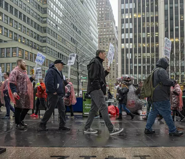 Tahun Lalu, Lebih dari 3.000 Editor, Reporter hingga Profesional Industri Berita Kehilangan Pekerjaan di AS Tahun Lalu, Lebih dari 3.000 Editor, Reporter hingga Profesional Industri Berita Kehilangan Pekerjaan di AS