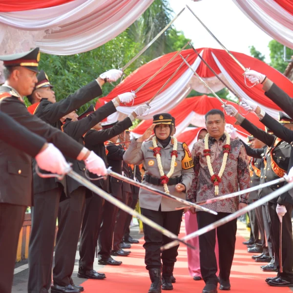 Kombes Pol Sumarni Resmi Jabat Kapolresta Cirebon Kombes Pol Sumarni Resmi Jabat Kapolresta Cirebon