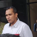 Kuasa Hukum Helmut Hermawan Minta KPK Hentikan Penyidikan Kasus Eddy Hiariej dkk Usai Status Tersangka Gugur Kuasa Hukum Helmut Hermawan Minta KPK Hentikan Penyidikan Kasus Eddy Hiariej dkk Usai Status Tersangka Gugur