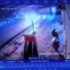 Penembakan di Depan Gerbang Polda Lampung Terekam CCTV, Begini Kronologinya Penembakan oleh orang tak dikenal di Markas Komando Polda Lampung /Tangkapan layar CCTV Polda Lampung/