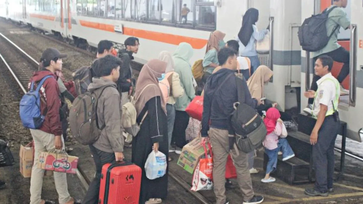 KAI Daop 3: 17.660 Tempat Duduk Selama Libur Panjang Kenaikan Yesus Kristus Akhir Pekan Ini Ilustrasi