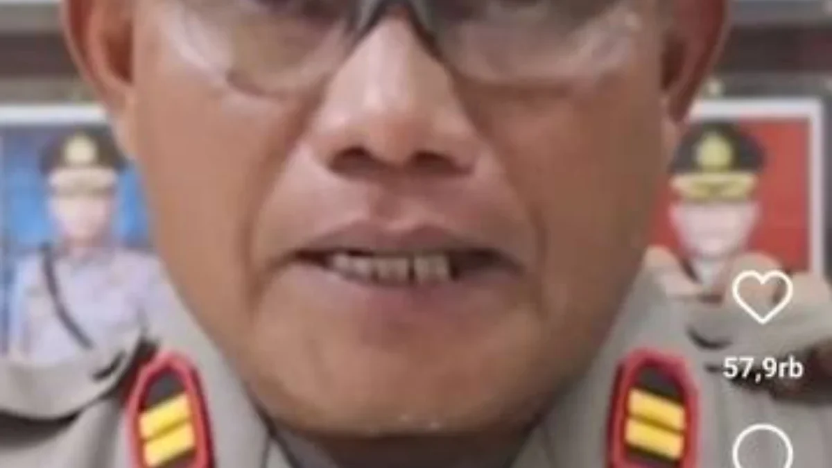 Kasus Vina Cirebon: Hasil Pemeriksaan Iptu Rudiana Ayah Kandung Eky Ditunggu Publik Ayah kandung Muhammad Rizky atau Eky, teman Vina yang meninggal dunia akibat kebrutalan geng motor di Cirebon