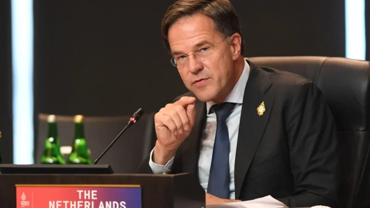 Mark Rutte Sosok Kuat Jadi Sekjen NATO, Punya Hubungan Keluarga dengan Indonesia Perdana Menteri Belanda Mark Rutte menyampaikan pandangannya saat Working Session 3 KTT G20 Indonesia 2022 di