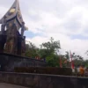 Tidak Banyak Tahu, Ada 3 Pahlawan Asal Salatiga Berdiri di Lapangan Pancasila Monumen Pahlawan Nasional asal Salatiga di Alun-alun Pancasila Kota Salatiga.