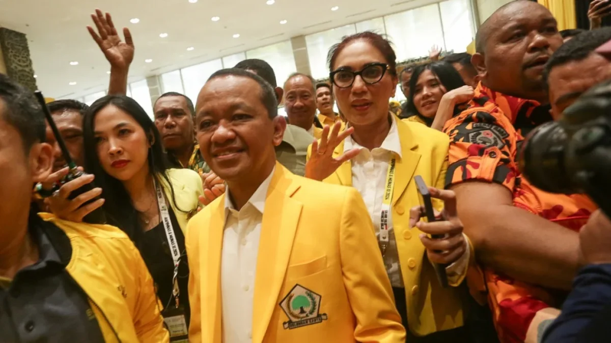 Bahlil Lahadalia Ungkap Belum Ada Rencana Presiden Jokowi Jadi Ketua Dewan Pembina Partai Golkar Ketua Umum Golkar, Bahlil Lahadalia