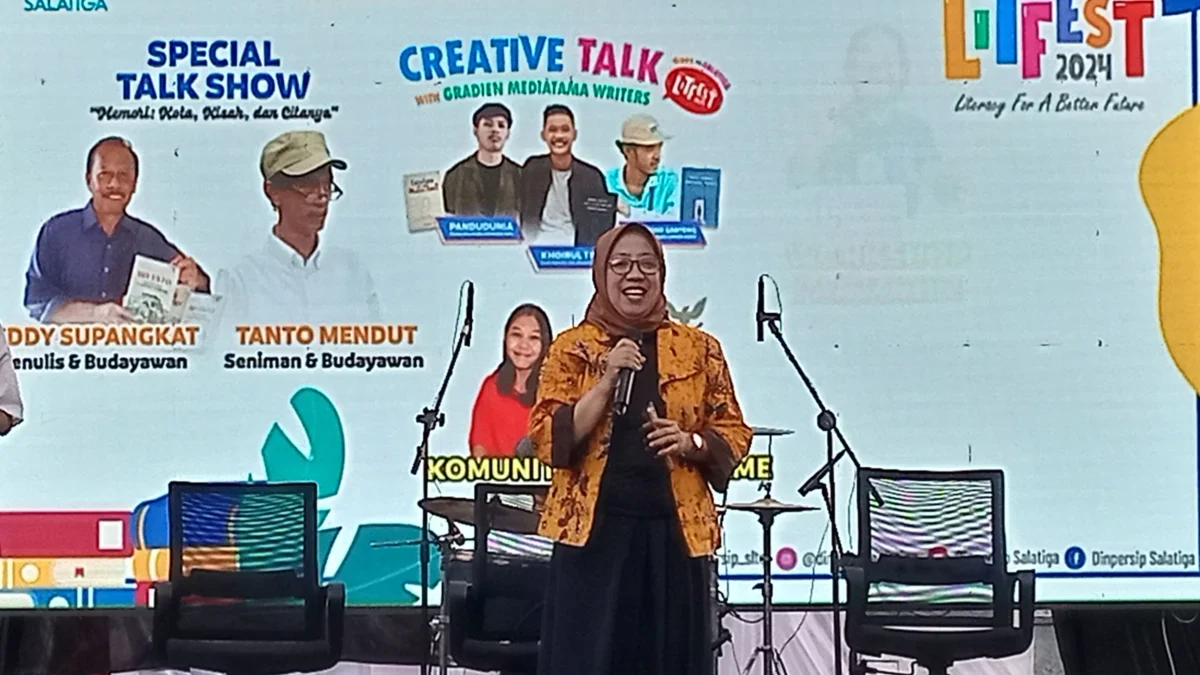 Literasi Digital Penting Dikenalkan Sejak Usia Dini, Literasi di Salatiga Tingkat Kegemaran Baca 64 Persen Sri Sarwanti, Kepala Dinas Perpustakaan dan Kearsipan Kota Salatiga