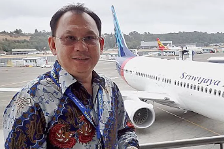 Sebelumnya Berobat di Singapura, Hendry Lie Tersangka Kasus Korupsi Komoditas Timah Akhirnya Ditangkap Hendry Lie, pendiri Sriwijaya Air, jadi tersangka korupsi timah Rp300 triliun. (Instagram @airlinesindo)