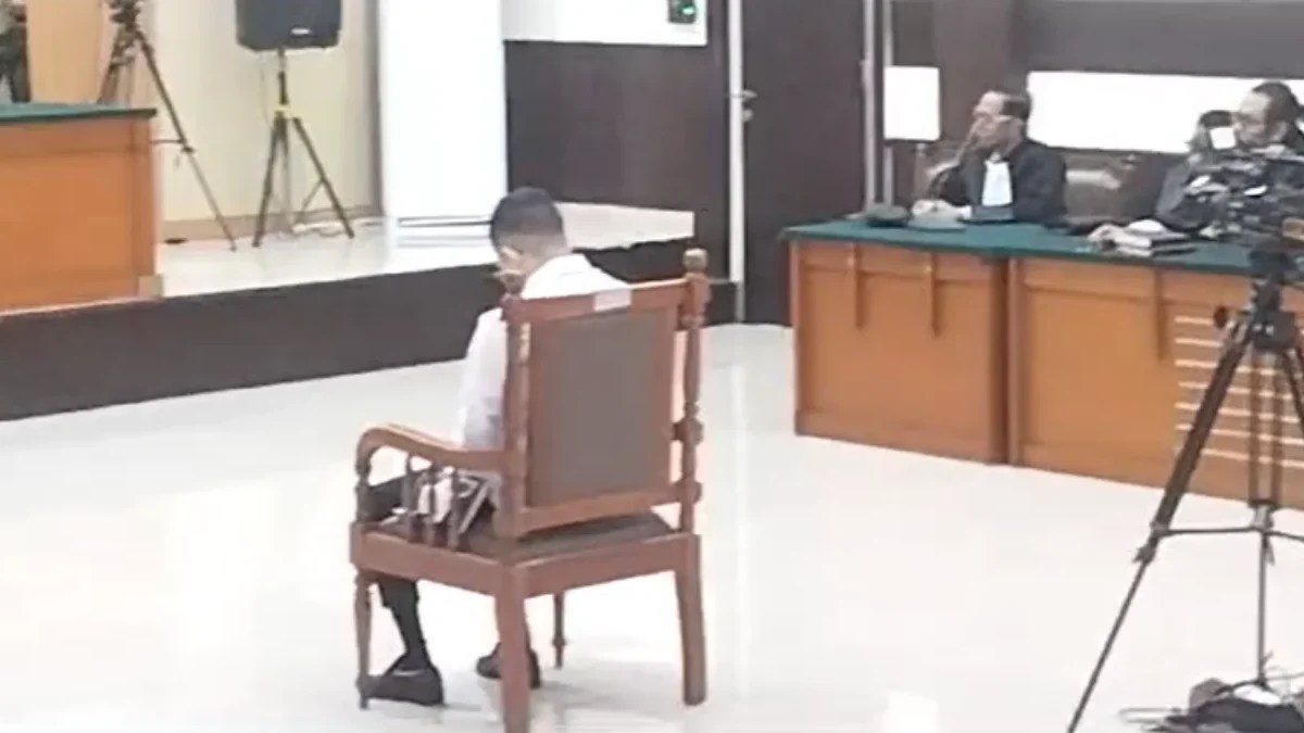 Majelis hakim Pengadilan Negeri Jakarta Timur (PN Jaktim) menjatuhkan vonis 20 tahun penjara kepada Yudha Arfa