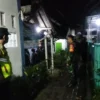 Densus 88 Geledah Rumah di Garut Diduga Terkait Penangkapan Terduga Teroris di Tasikmalaya Densus 88 Geledah Rumah Terduga Teroris di Garut Jawa Barat