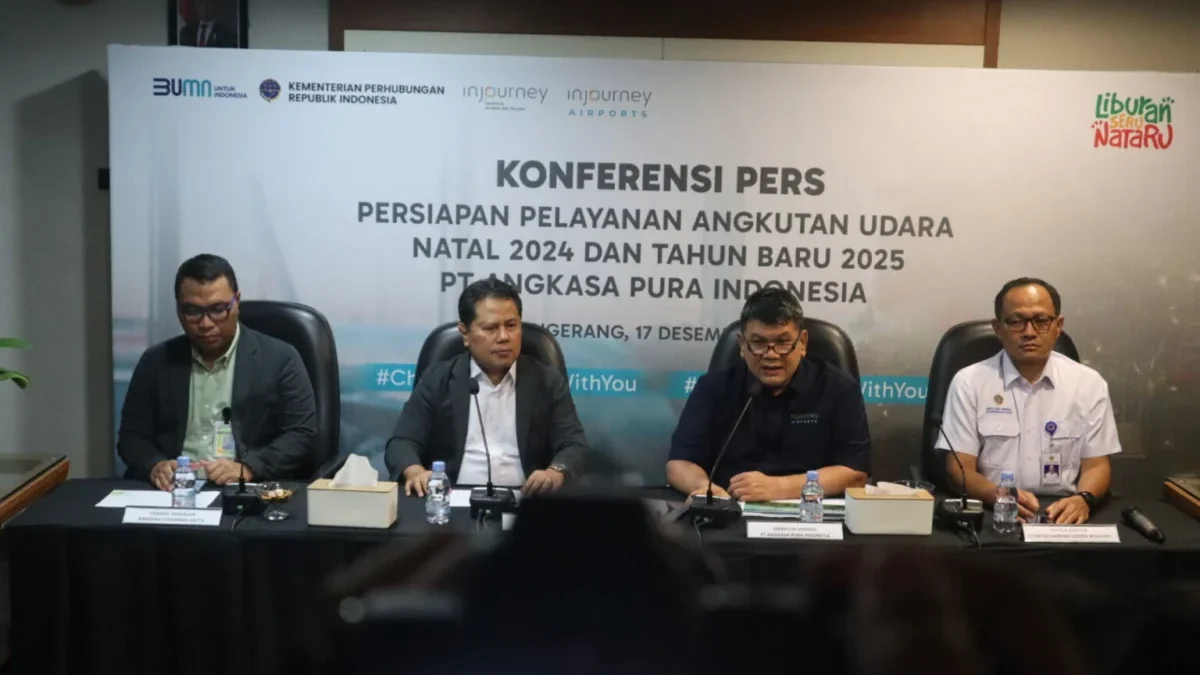 PT Angkasa Pura Indonesia saat melakukan Konferensi pers terkait peresmian Posko dan Masa Angkutan Nataru 2024