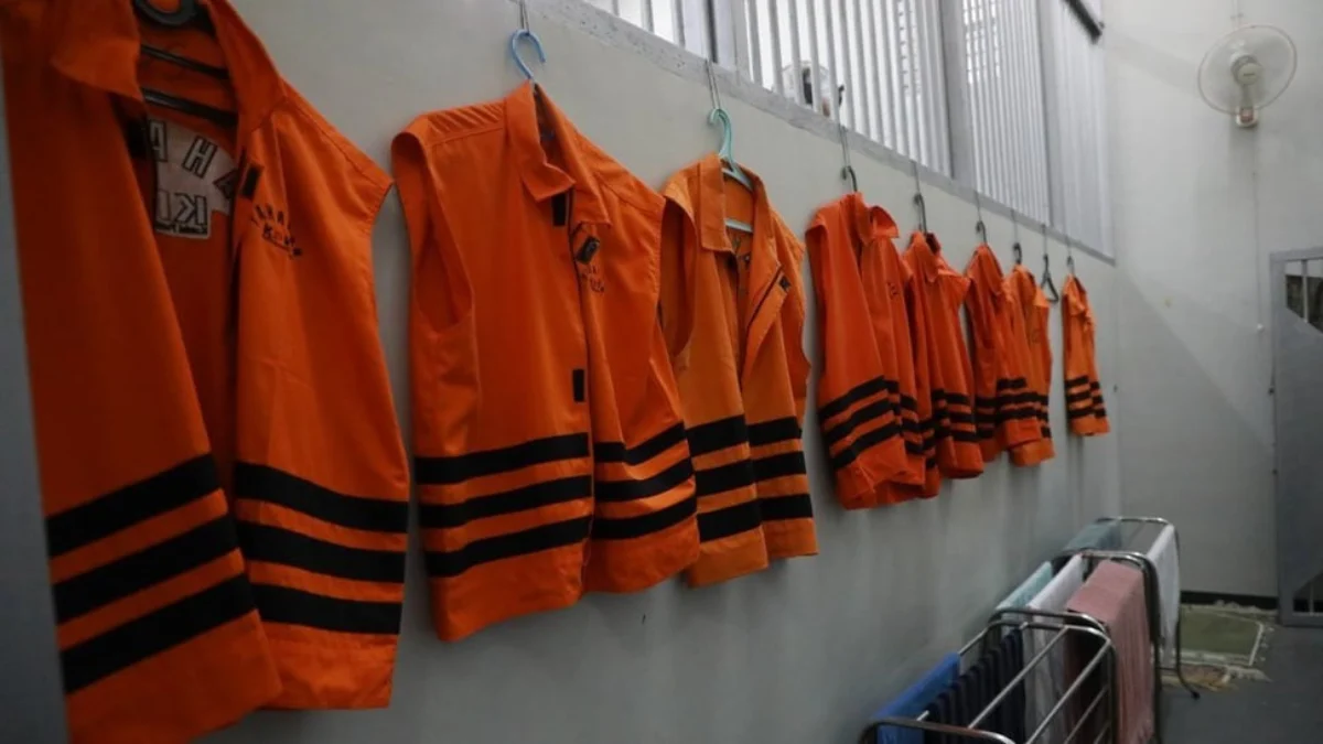 Penjabat Wali Kota Pekanbaru Terjaring Operasi Tangkap Tangan KPK Gantungan baju tahanan rumah tahanan Merah Putih KPK, Jakarta Selatan. FOTO/Dok. Hum KPK