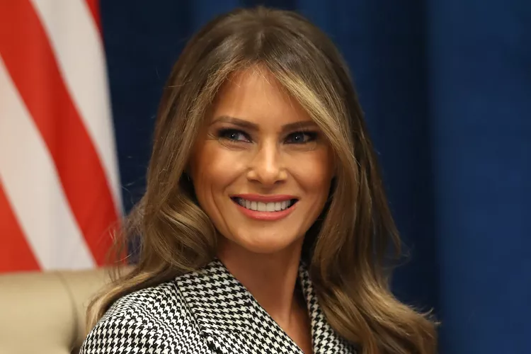 Melania Trump Jualan Koleksi Dekorasi Natal Eksklusif di Platform Penjualan Daring Miliknya Melania Trump. (Photo: Chris Jackson/Getty)