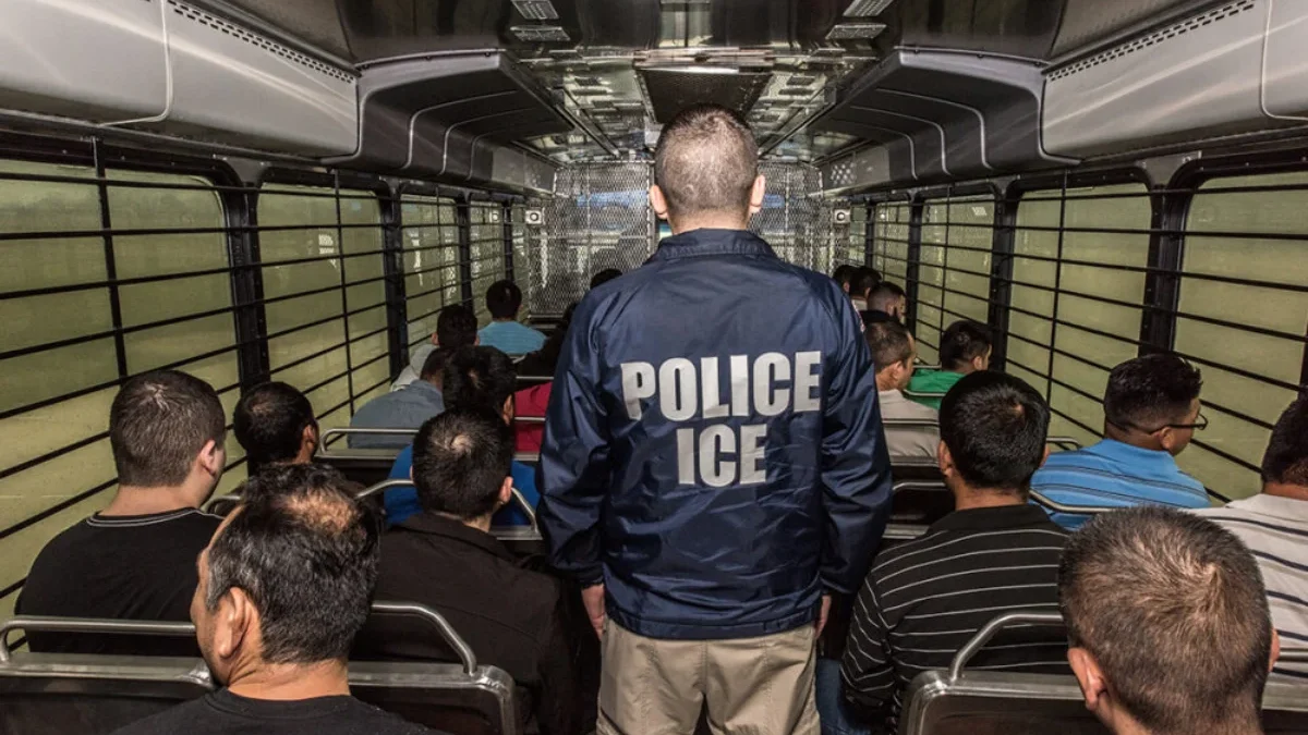 Hari Pertama Pemerintahan Trump: 308 Imigran Ilegal Ditangkap BADAN Penegakan Imigrasi dan Cukai (ICE) Amerika Serikat