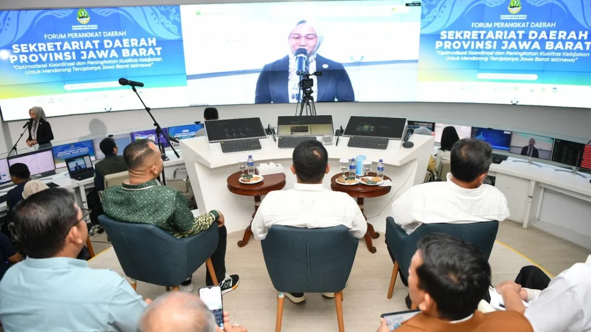 Wakil Gubernur Jabar Erwan Setiawan saat membuka Forum Perangkat Daerah Sekretariat Daerah Provin