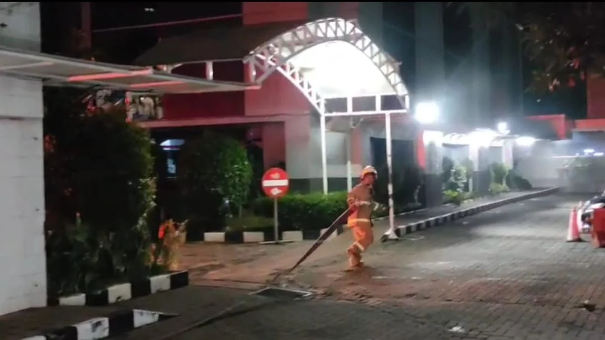 Kebakaran melanda gedung Kemengterian ATR / BPN Sabtu 8 Februari jelang dini hari. (IST)