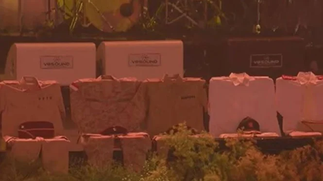 Momen Perayaan HUT ke-17, 5 Kursi Kosong Tradisi Hormati Pejuang dan Kader Gerindra yang Tiada Lima bangku kosong di acara HUT ke-17 Partai Gerindra Sumber : Tangkapan layar Youtube Gerindra