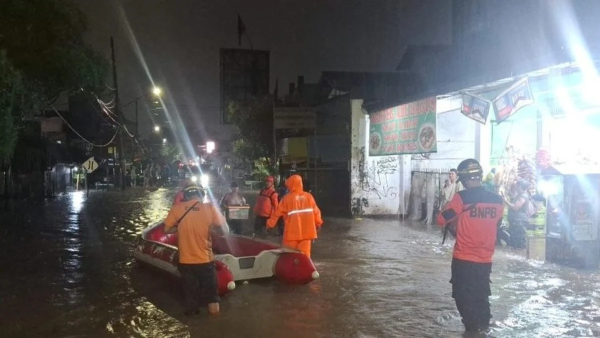 Banjir yang melanda wilayah Kabupaten Tangerang Selatan, Provinsi Banten, Selasa (4/3). foto/Humas BNPB